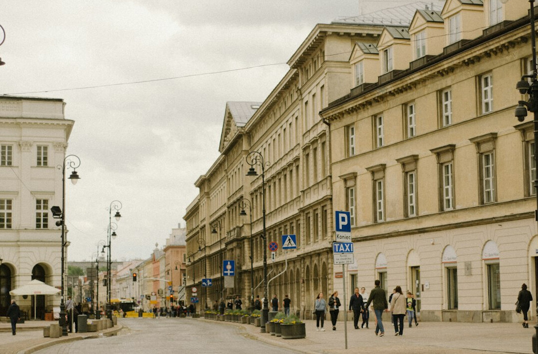 warsaw old town street