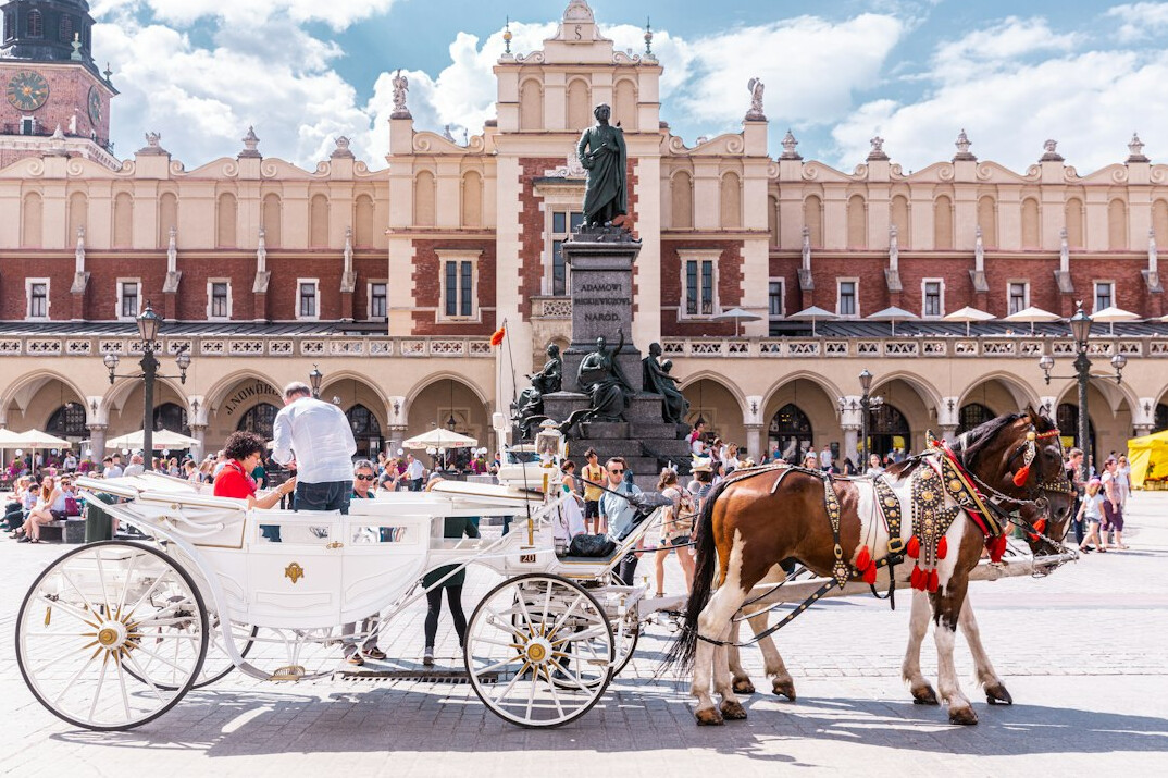 krakow main square